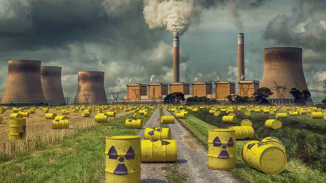 Per un futuro green, niente più centrali nucleari