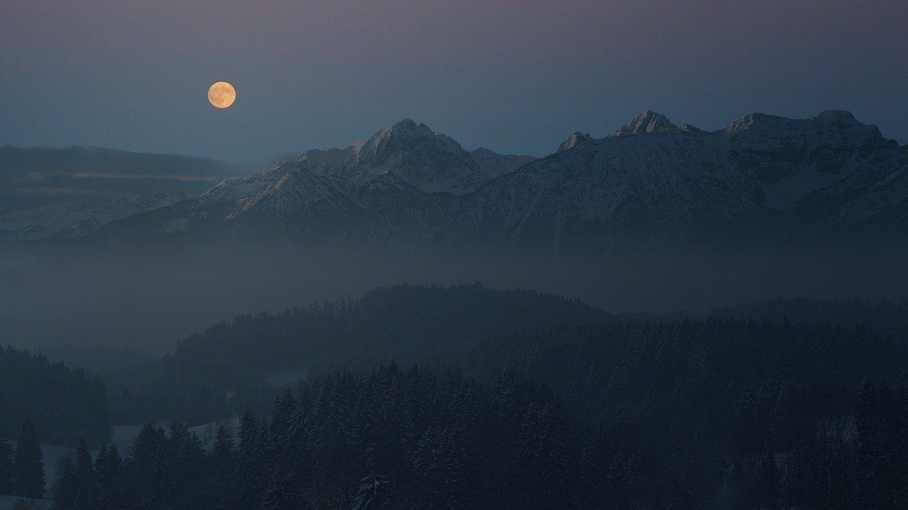 luna piena del verme nome significato