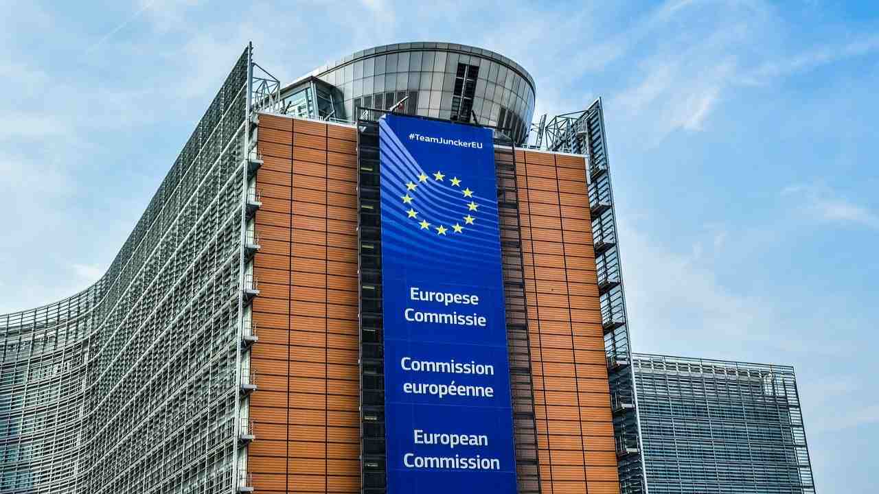 parlamento europeo decisione obbligo per tutti