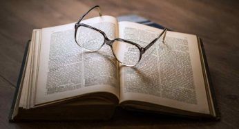 Occhiali sempre graffiati, il metodo salva lenti è questo: non lasciartelo scappare