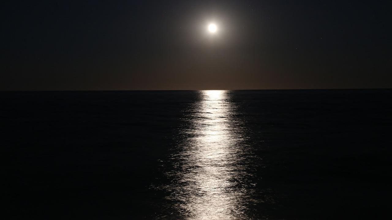 Acqua di luna benefici