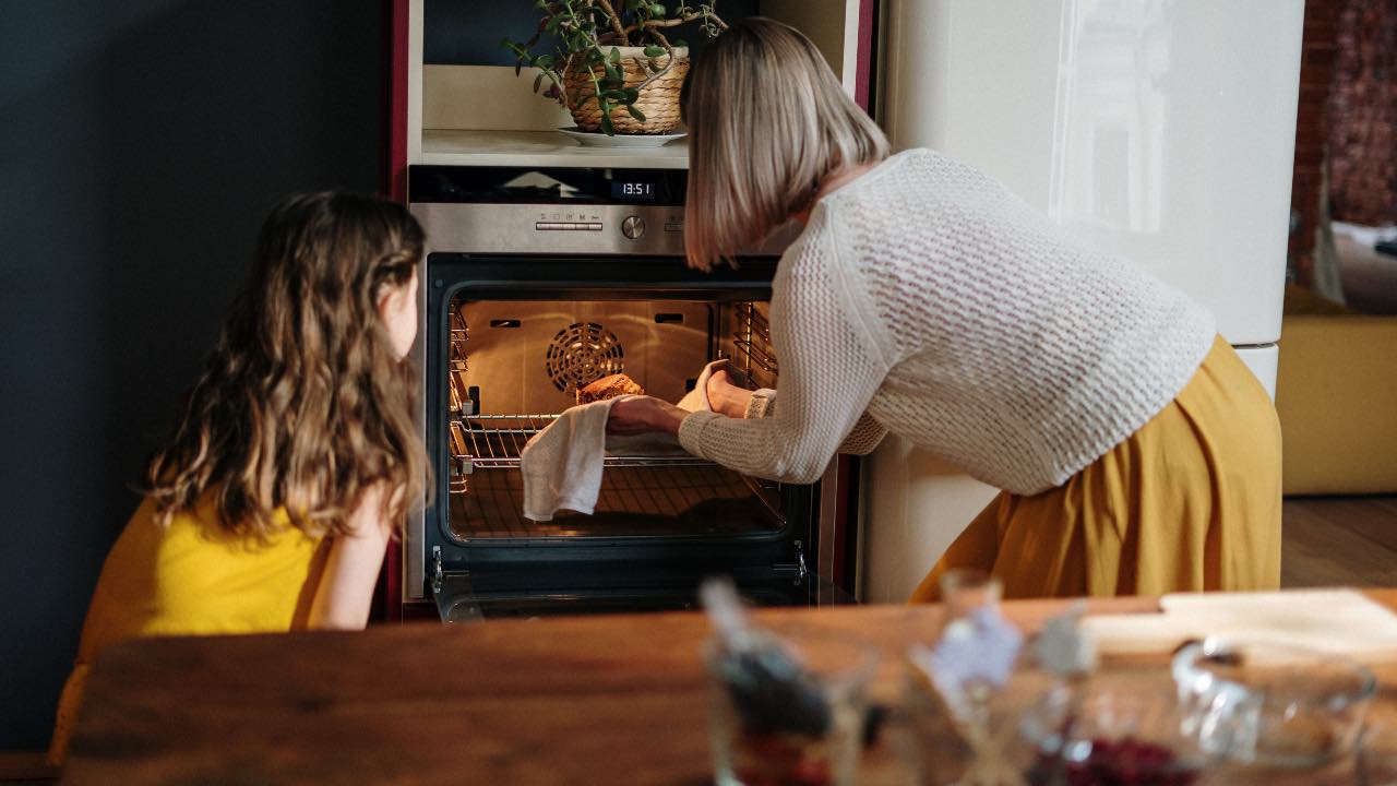 forno cucina pulizia