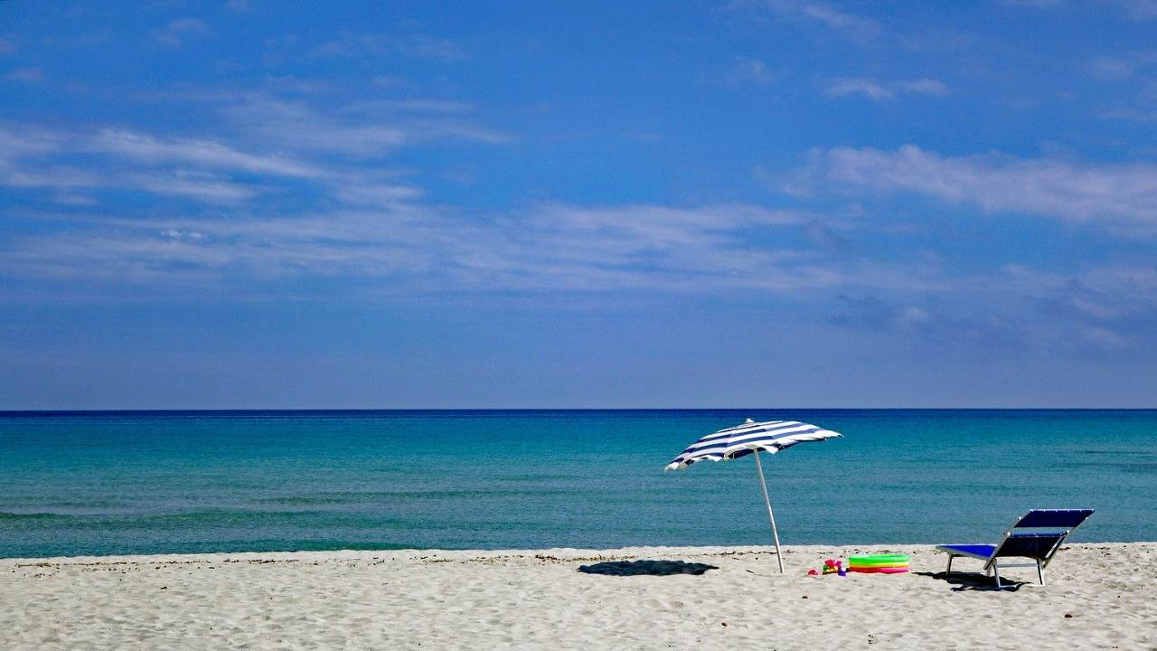 Mare fame spiaggia