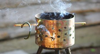 Palo Santo, il rimedio 100% naturale per tenere lontane le zanzare