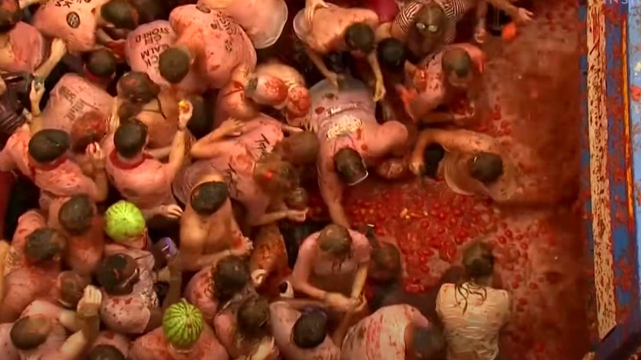 festa popolare Tomatina