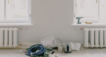 Termosifoni, come pulirli in modo efficace per affrontare l’inverno e risparmiare in bolletta