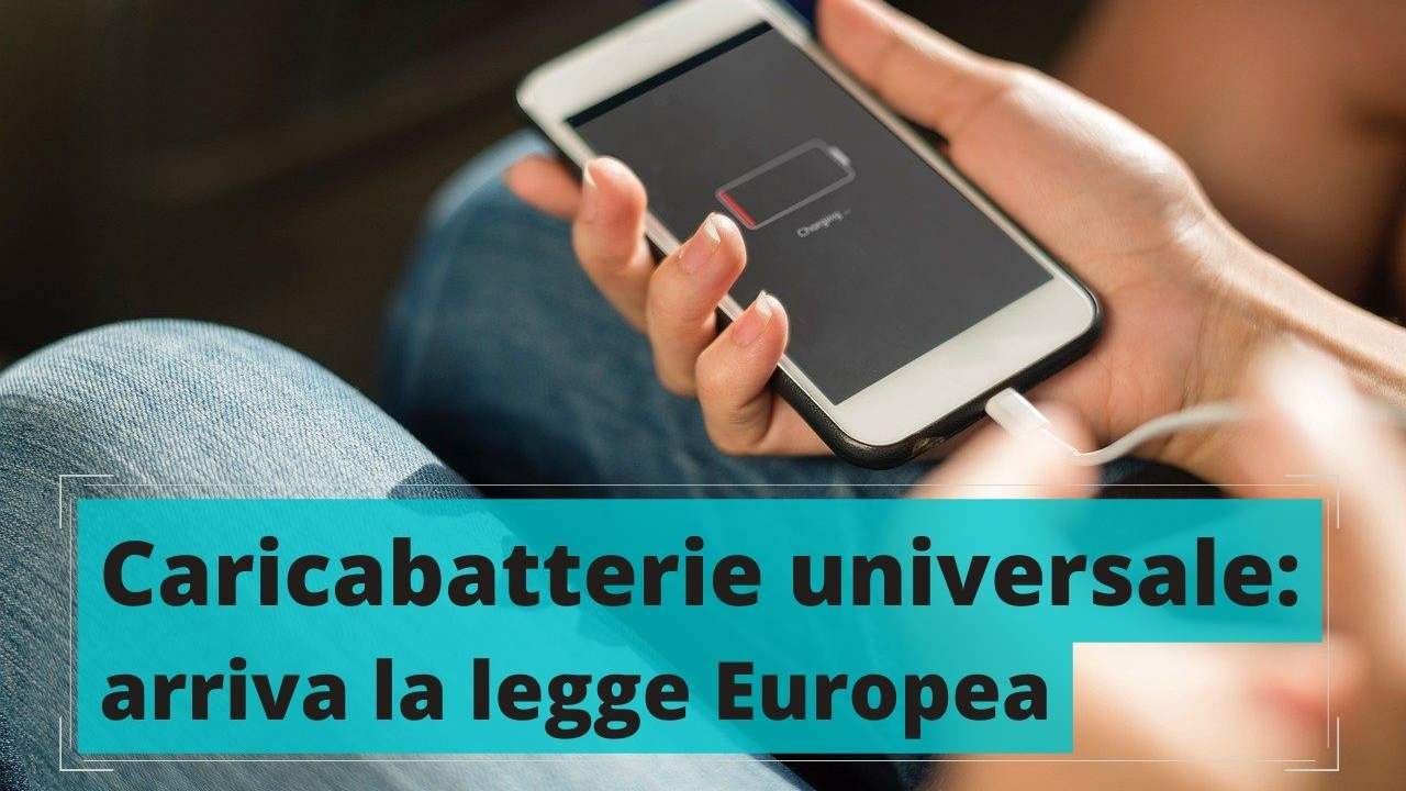 Caricabatterie universale legge