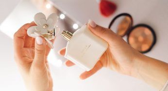 Ogni età ha un profumo, è davvero così? Ti diamo qualche dritta