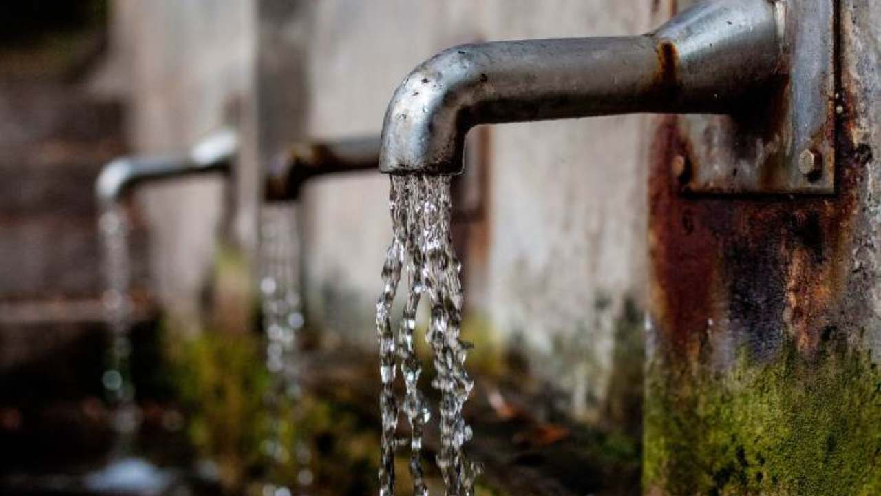 Fontana acqua corrente