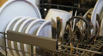 Sporco impossibile nella lavastoviglie: l’aceto di mele risolverà ogni problema