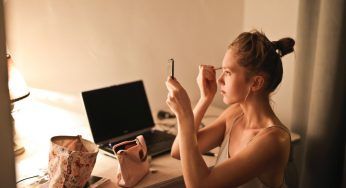 Trucchi scaduti, sai che non devi per forza disfartene? L’alternativa è creativa