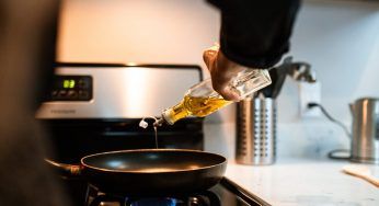 Olio, non buttarlo: ti sarà utilissimo in casa | E’ sorprendente