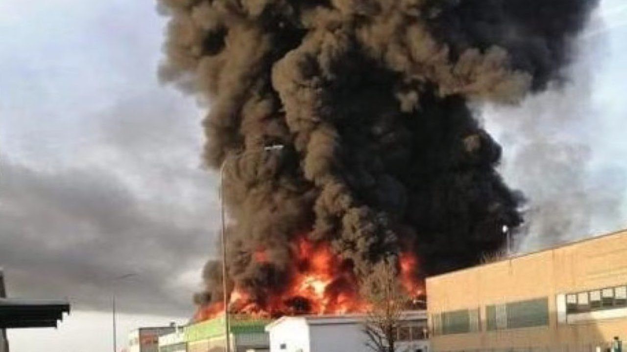 incendio novara azienda