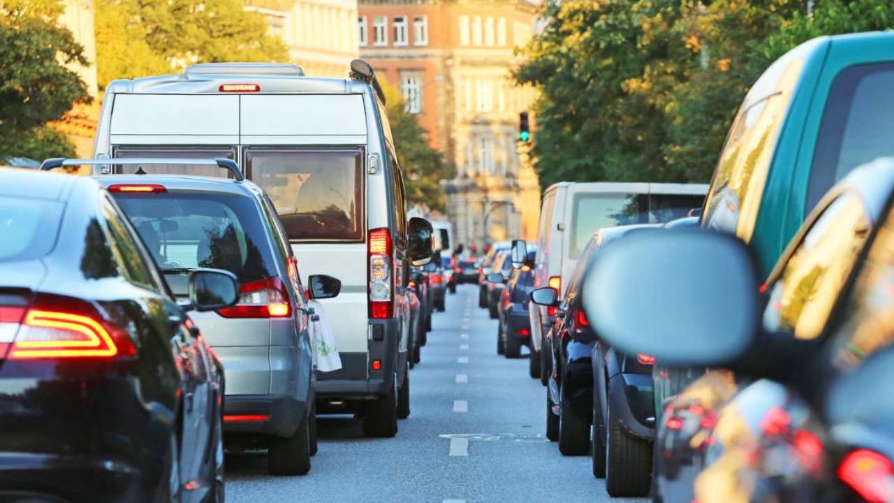 1ora giorno traffico conseguenze