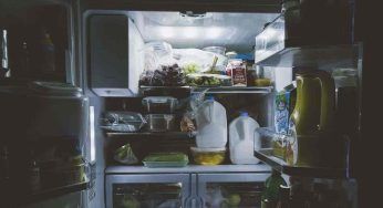 Frigorifero pulito da cima a fondo, bastano solo 4 ingredienti che hai in casa