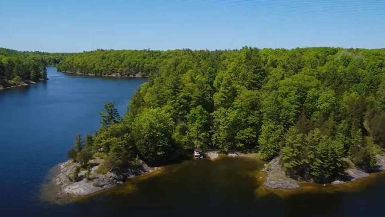 Isola: le scoperte da brivido