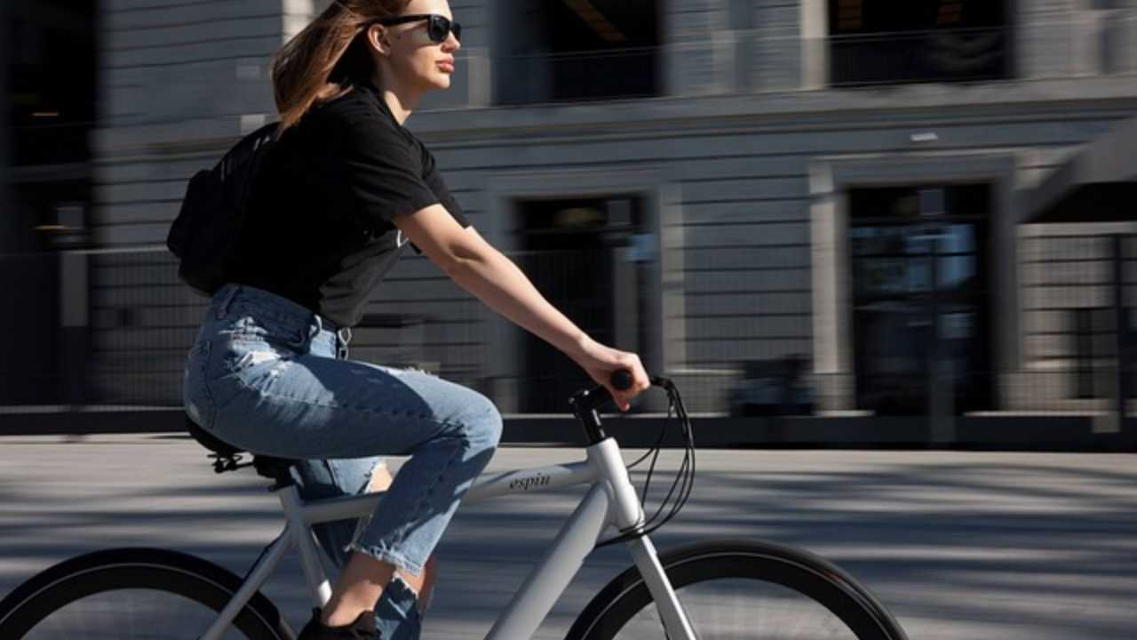 Bici, cosa prevede il codice della strada