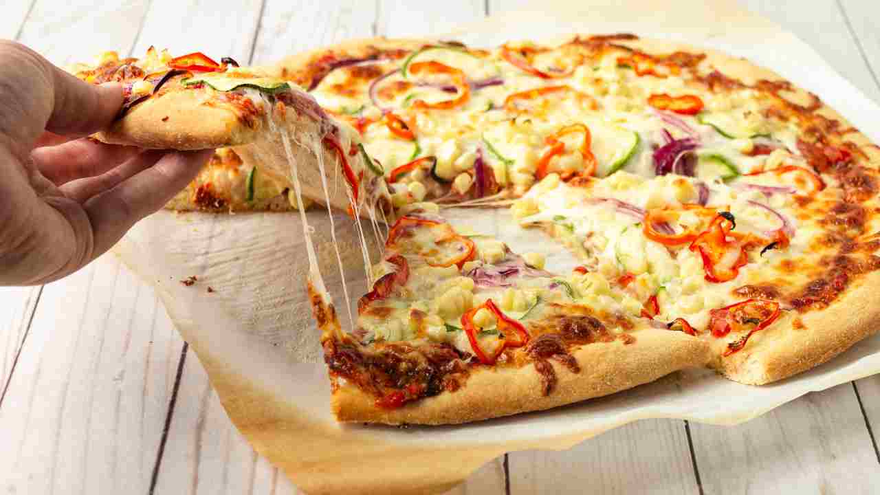 Pizza, la più buona in Italia: costa pochissimo