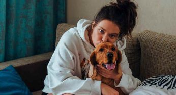 Baciare gli animali domestici fa male: verità o fake news